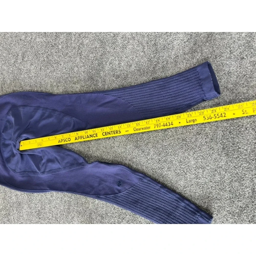 Lullulemon Womens Purple Leggings Yoga‎ Activewear Gym No size tag 2?